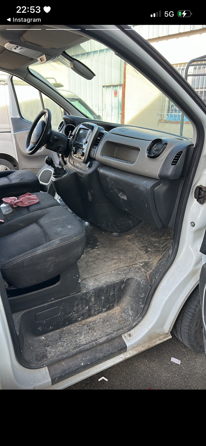 Avant nettoyage auto